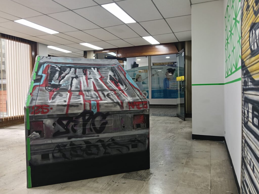 36 LATONERÍA Y PINTURA